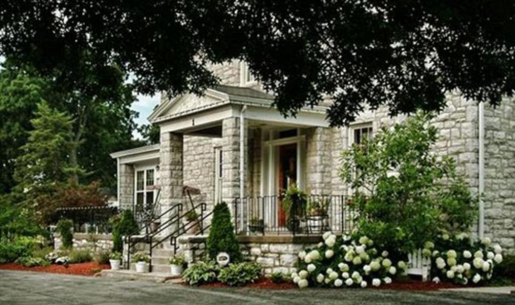 Hawthorn Bed And Breakfast Independence Exteriér fotografie